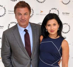Alec Baldwin y su novia Hilaria Thomas